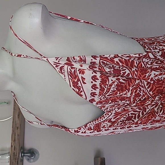 F21 Contemporary Dress - Picture 9 of 10